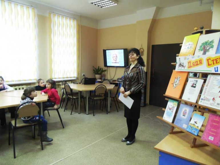 в библиотеке